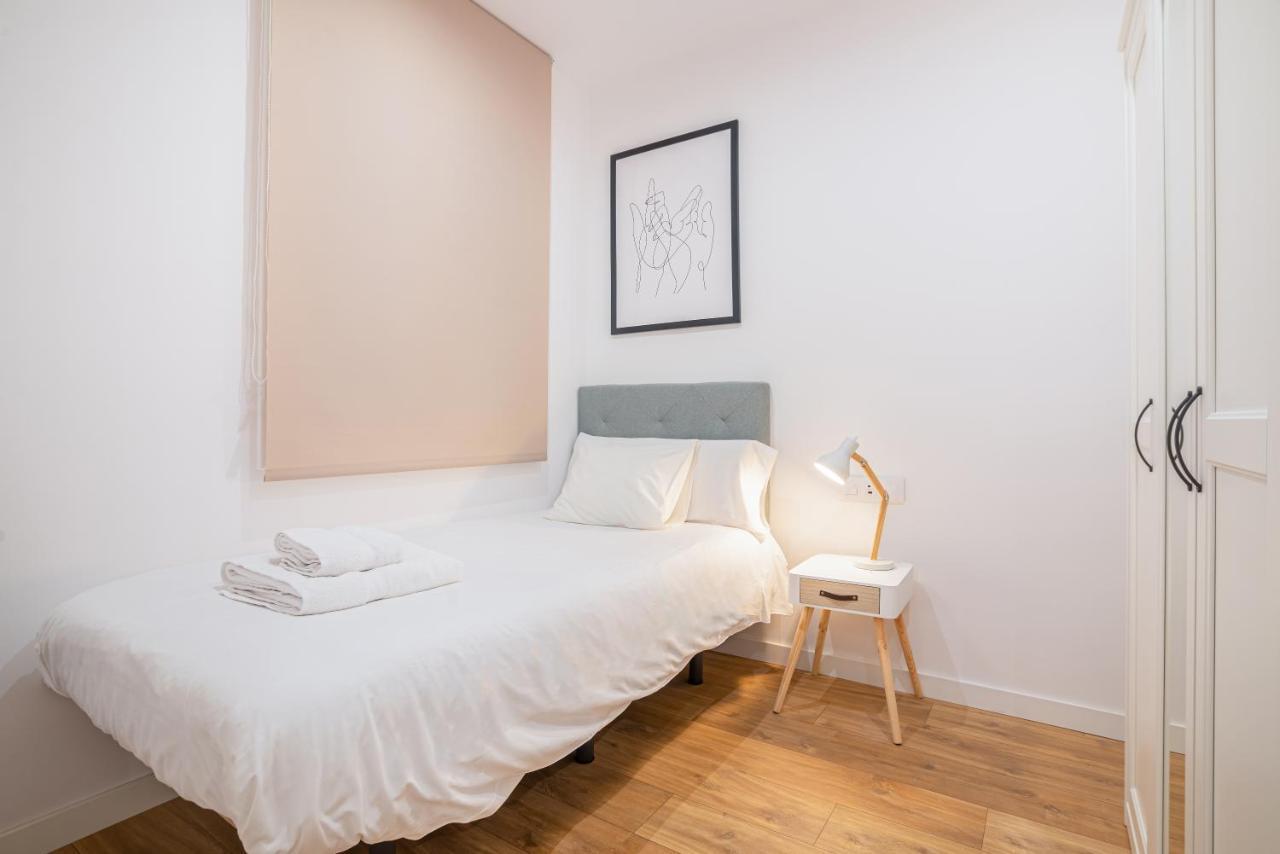 The White Flats Les Corts Apartment Barcelona Ngoại thất bức ảnh