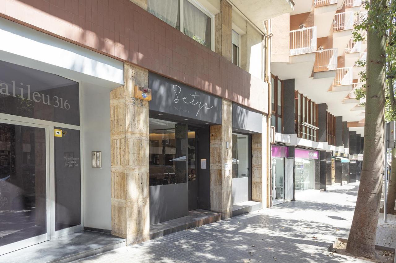 The White Flats Les Corts Apartment Barcelona Ngoại thất bức ảnh
