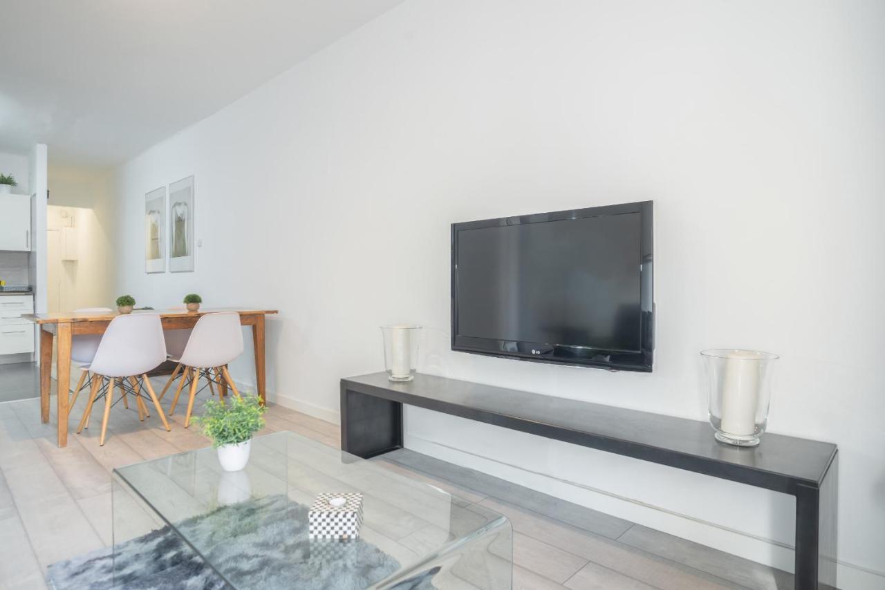 The White Flats Les Corts Apartment Barcelona Ngoại thất bức ảnh